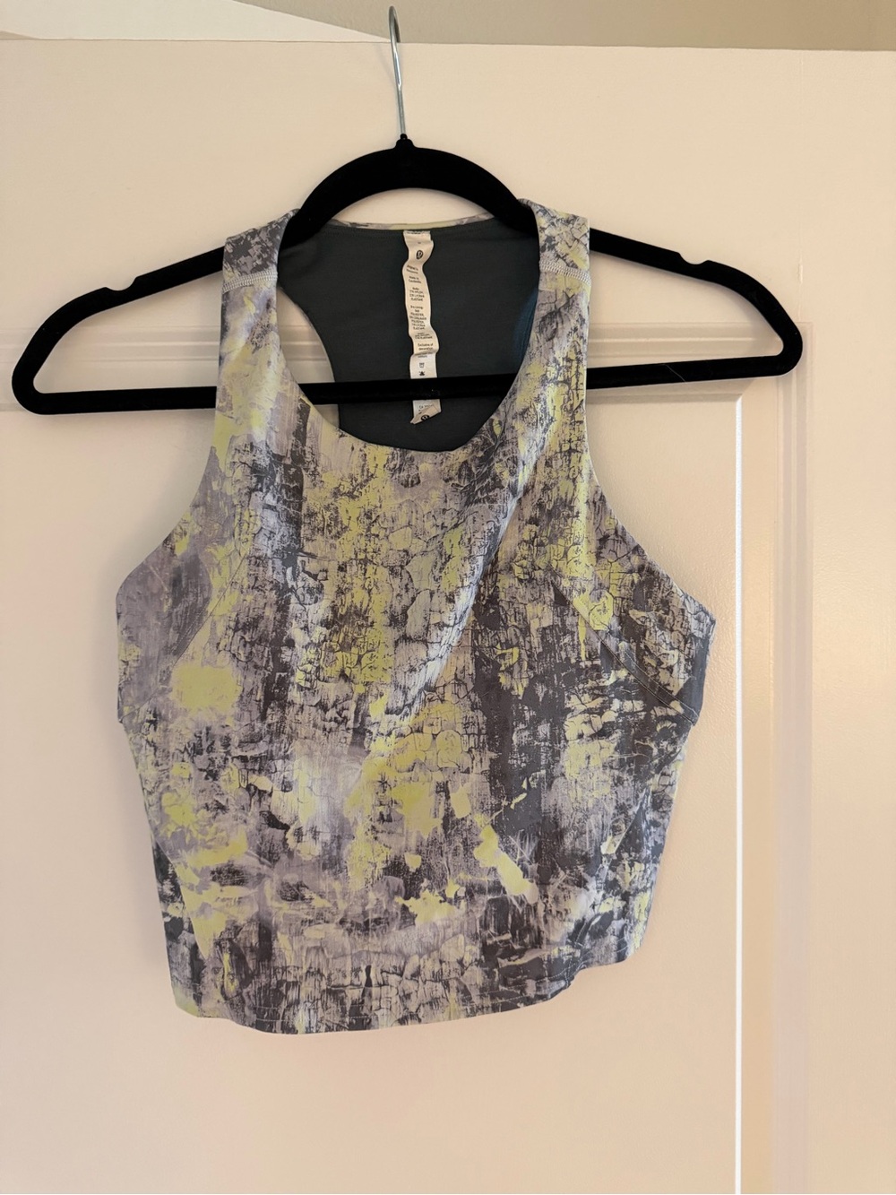 lululemon athletica Abstract Print Cropped Tank in Gray and Yellow
